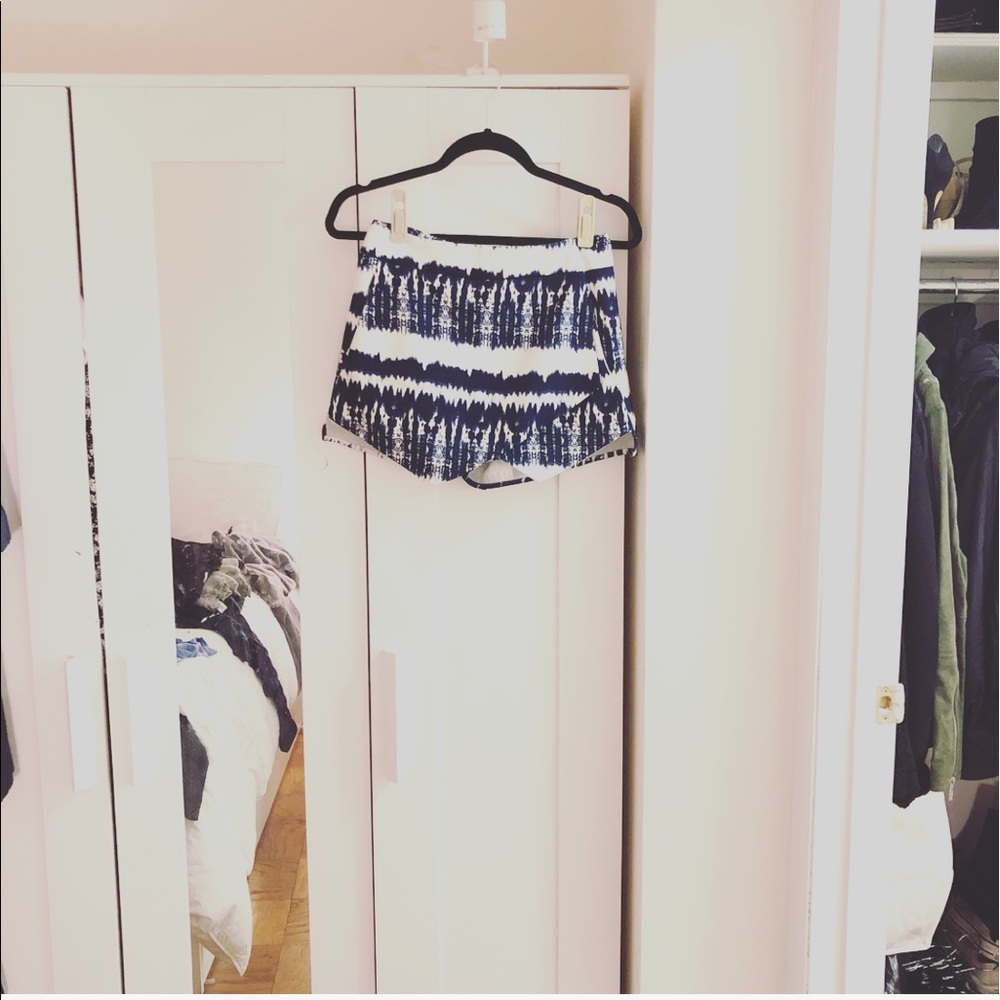 Skort